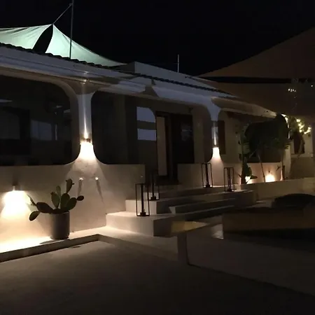 La Casa Al Mare Bed & Breakfast *